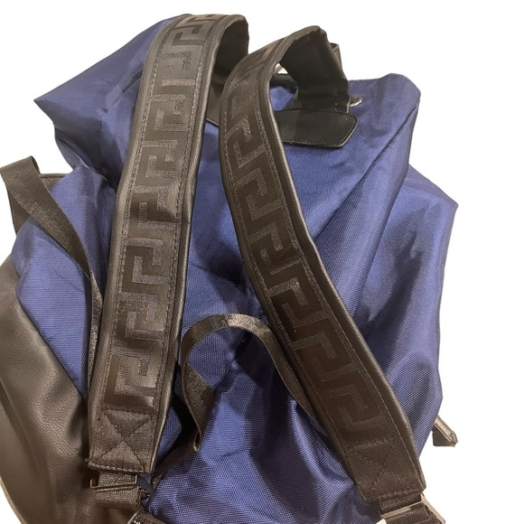 NEW Versace Parfums Navy Blue Drawstring Bucket Bag Backpack - Picture 4 of 9
